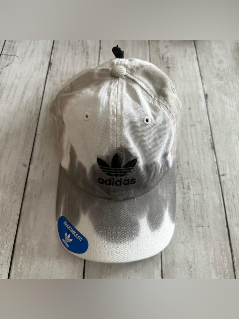 NEW WITH TAGS ADIDAS GREY WHITE BASEBALL HAT CAP GREY WASH ADJUSTABLE